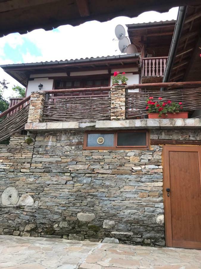 Sharkovata Guest House Dolen  Exteriér fotografie