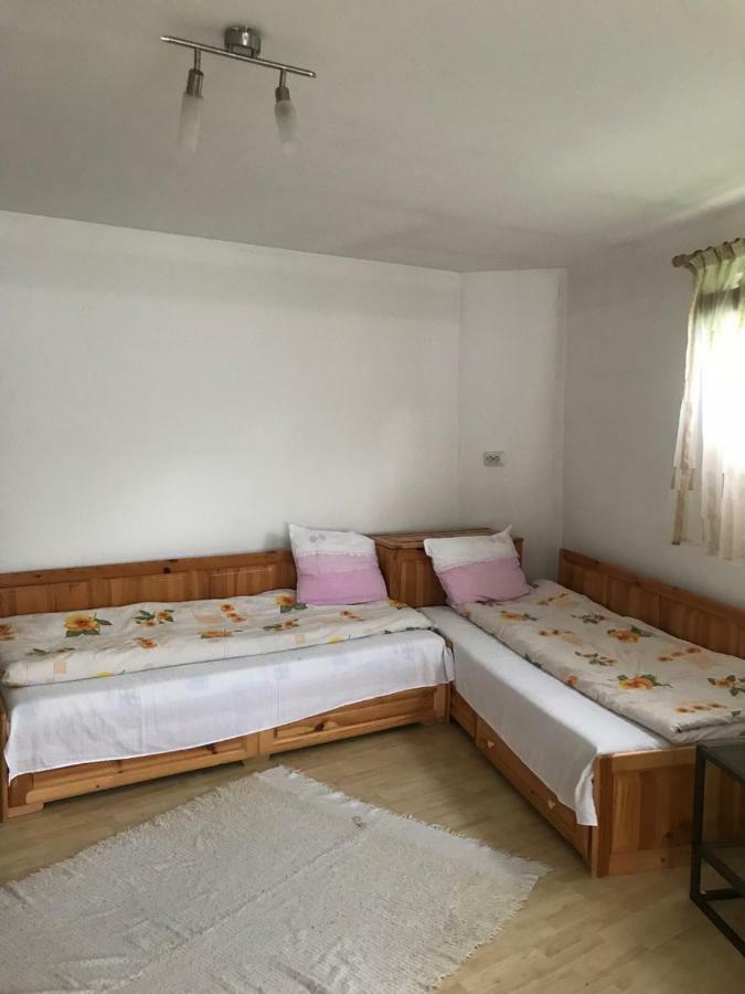 Sharkovata Guest House Dolen  Exteriér fotografie